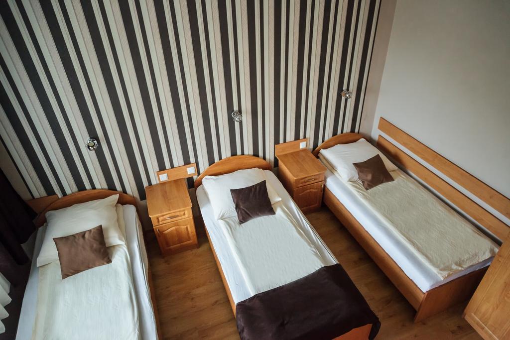 Hotel U Grubego Wielogora Ngoại thất bức ảnh